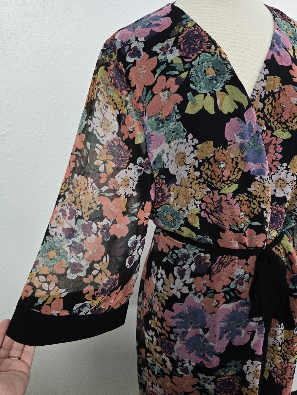 Anthropologie If By Sea NWT Penolope Floral Long Kimono Duster Black Trim Large - Picture 6 of 10